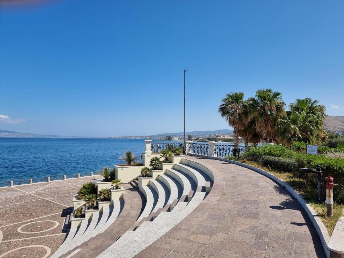 Loft Magna Grecia Reggio Calabria Centro Storico A 3 Minuti A Piedi Dal Mare Apartment Екстериор снимка