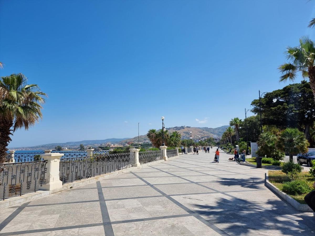 Loft Magna Grecia Reggio Calabria Centro Storico A 3 Minuti A Piedi Dal Mare Apartment Екстериор снимка