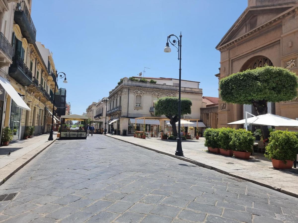 Loft Magna Grecia Reggio Calabria Centro Storico A 3 Minuti A Piedi Dal Mare Apartment Екстериор снимка