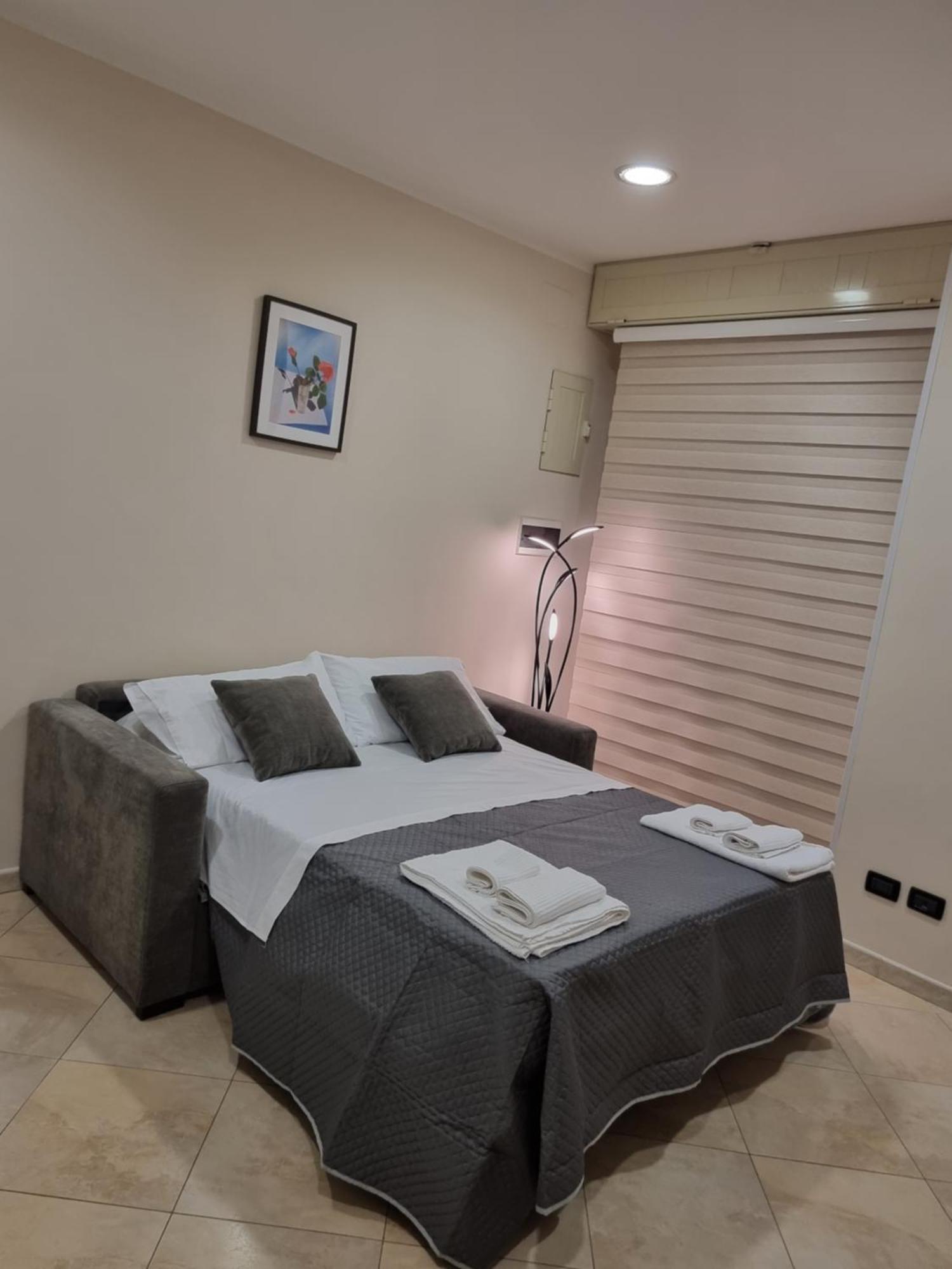 Loft Magna Grecia Reggio Calabria Centro Storico A 3 Minuti A Piedi Dal Mare Apartment Екстериор снимка